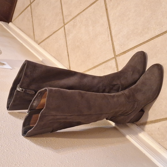 Knee High Boots - Picture 2 of 4